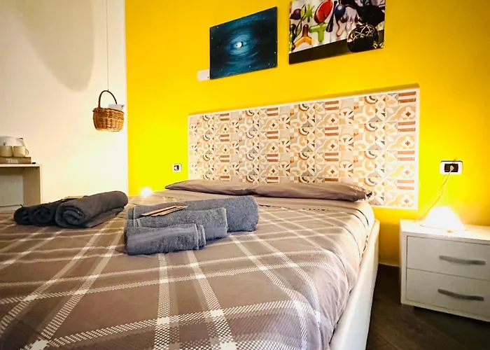 B&B Cosmoneapolitan